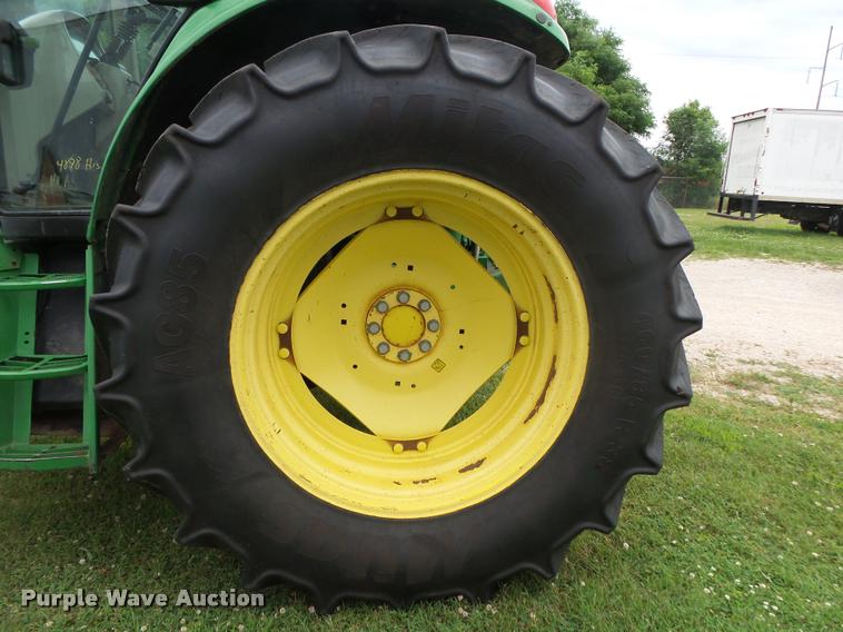 image for item DA2748 2004 John Deere 6615 tractor