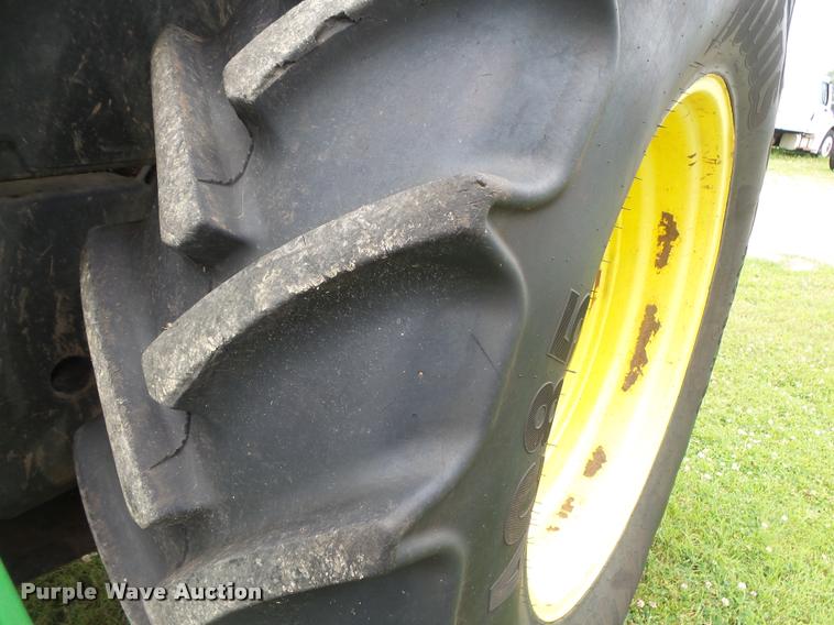 image for item DA2748 2004 John Deere 6615 tractor