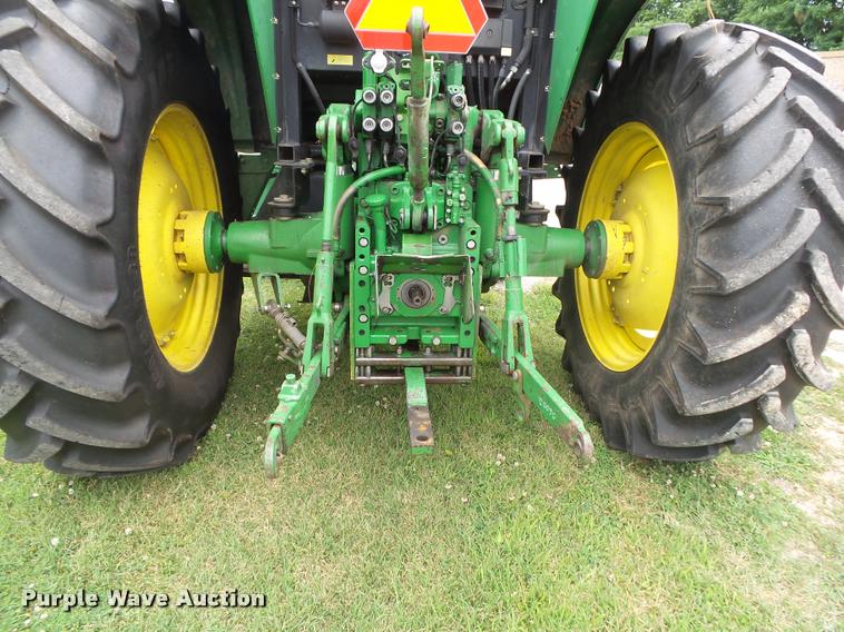 image for item DA2748 2004 John Deere 6615 tractor