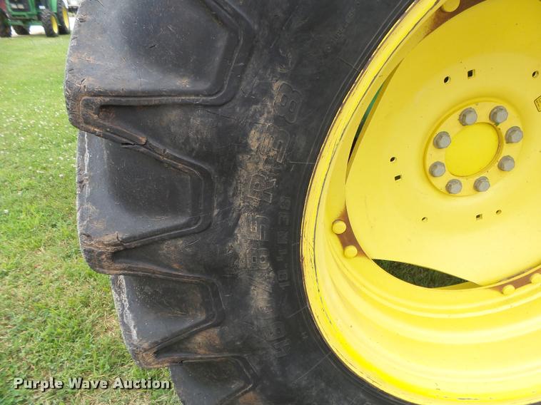 image for item DA2748 2004 John Deere 6615 tractor