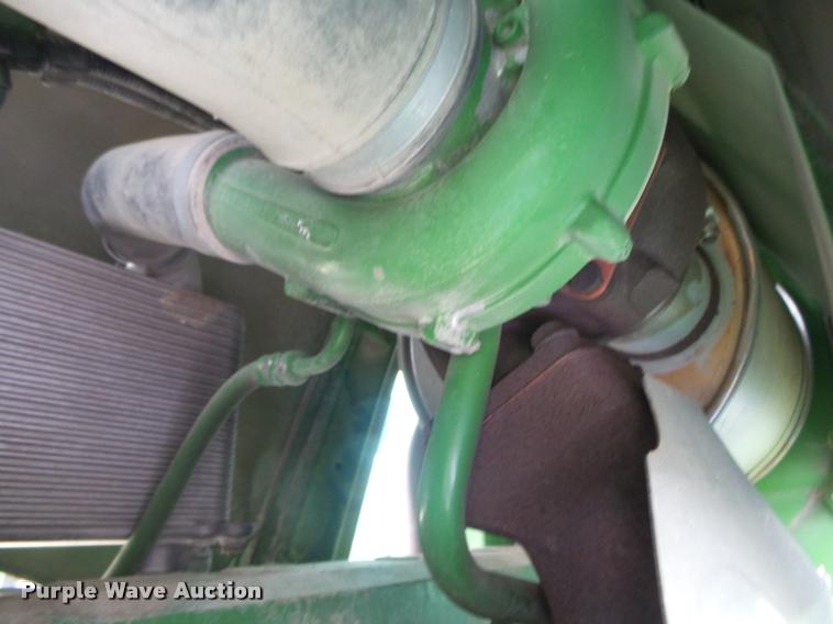 image for item DA2748 2004 John Deere 6615 tractor