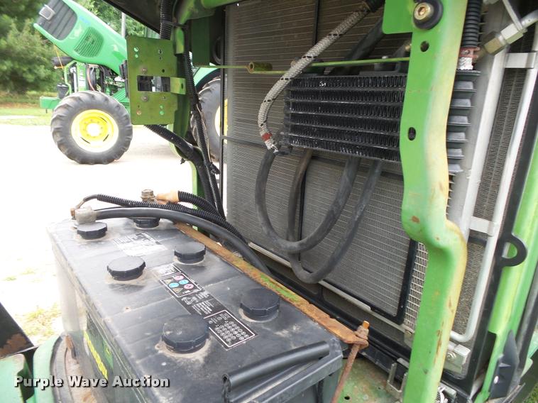 image for item DA2748 2004 John Deere 6615 tractor