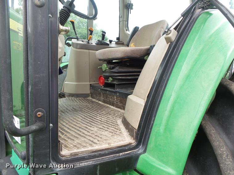 image for item DA2748 2004 John Deere 6615 tractor