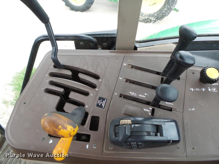 image for item DA2748 2004 John Deere 6615 tractor