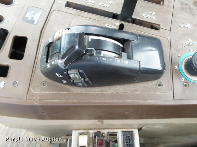 image for item DA2749 2002 John Deere 6420 MFWD tractor