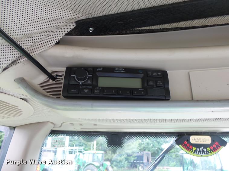 image for item DA2749 2002 John Deere 6420 MFWD tractor