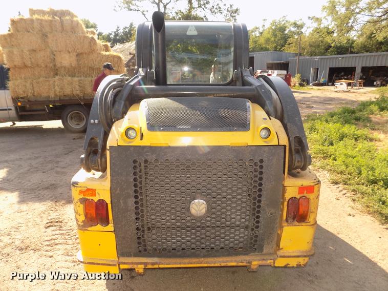 image for item DA3032 2012 New Holland L218 skid steer