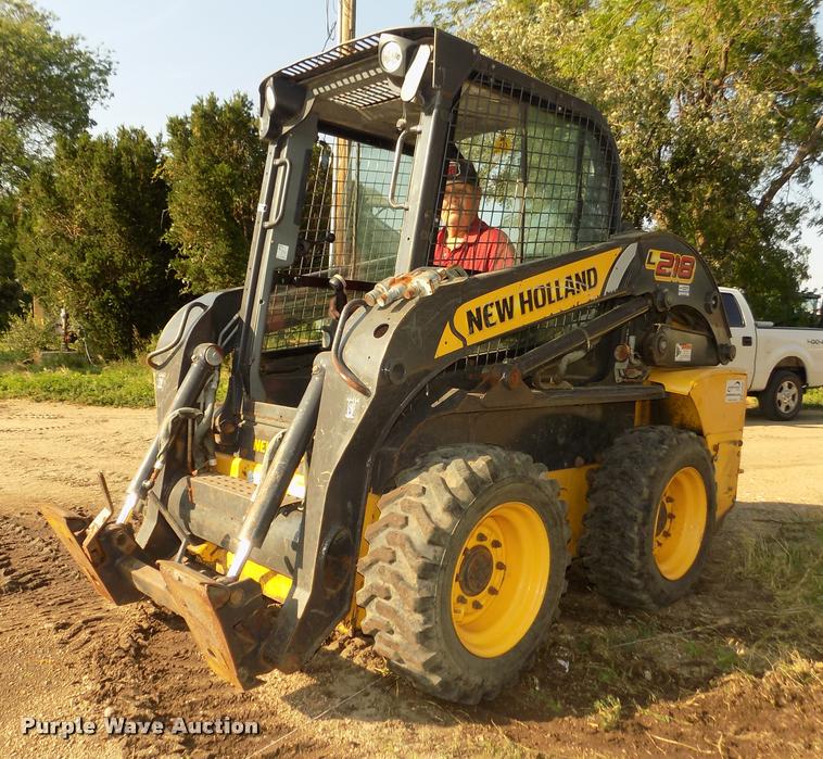 image for item DA3032 2012 New Holland L218 skid steer