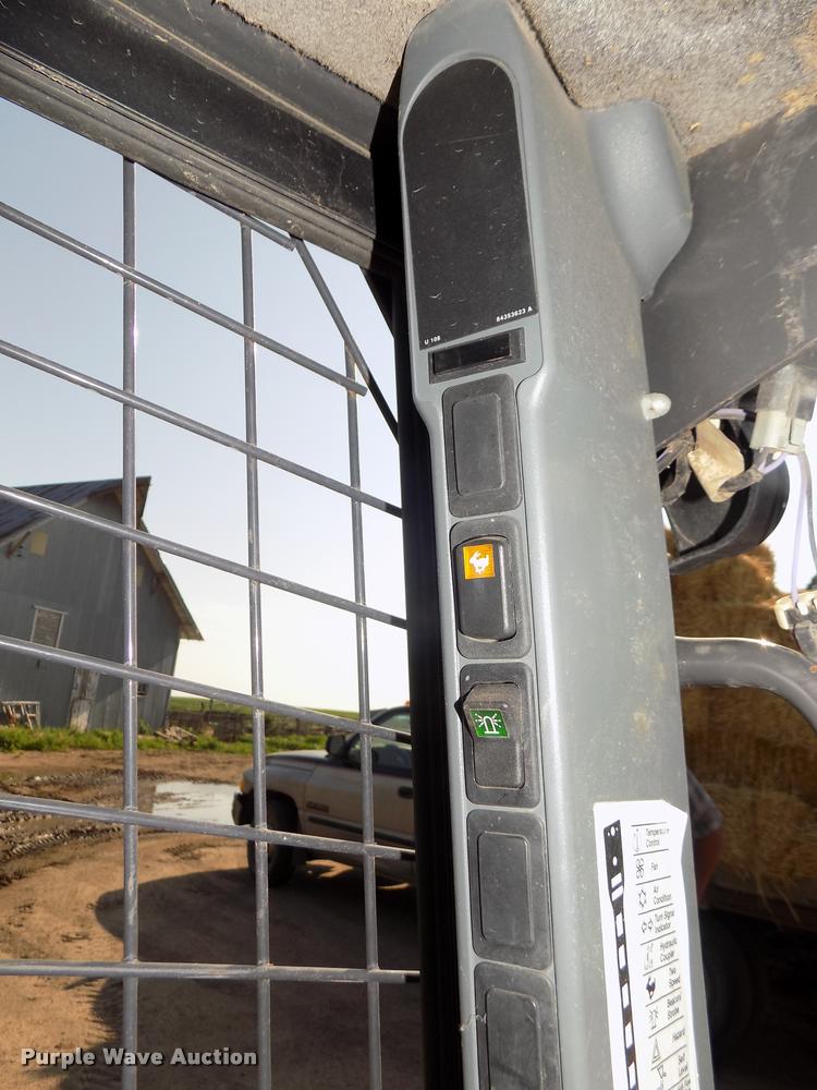 image for item DA3032 2012 New Holland L218 skid steer