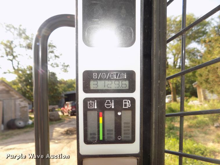 image for item DA3032 2012 New Holland L218 skid steer