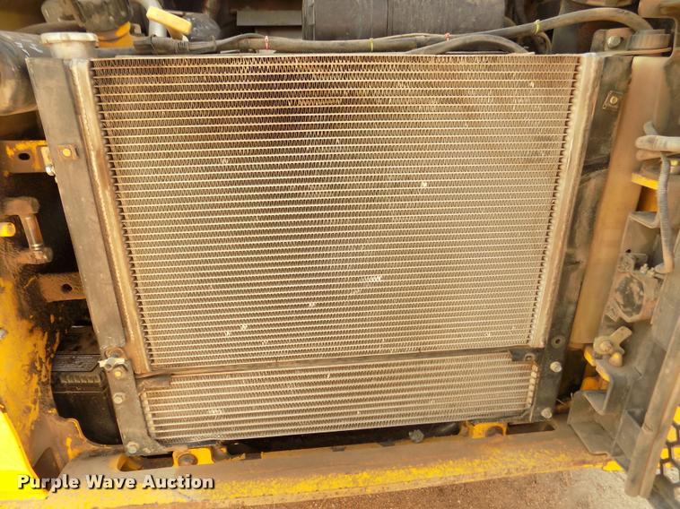 image for item DA3032 2012 New Holland L218 skid steer