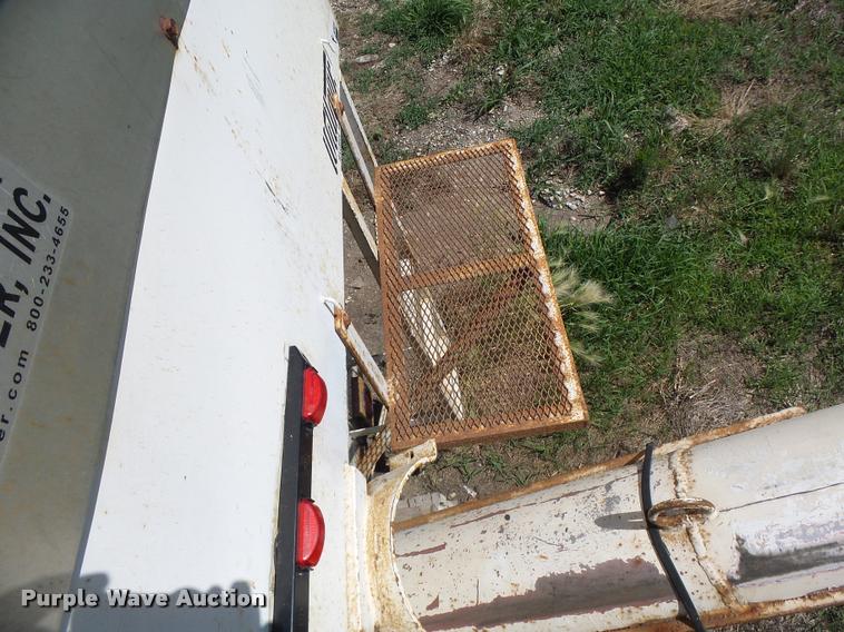 image for item DA3469 Willmar Roadrunner tender bed