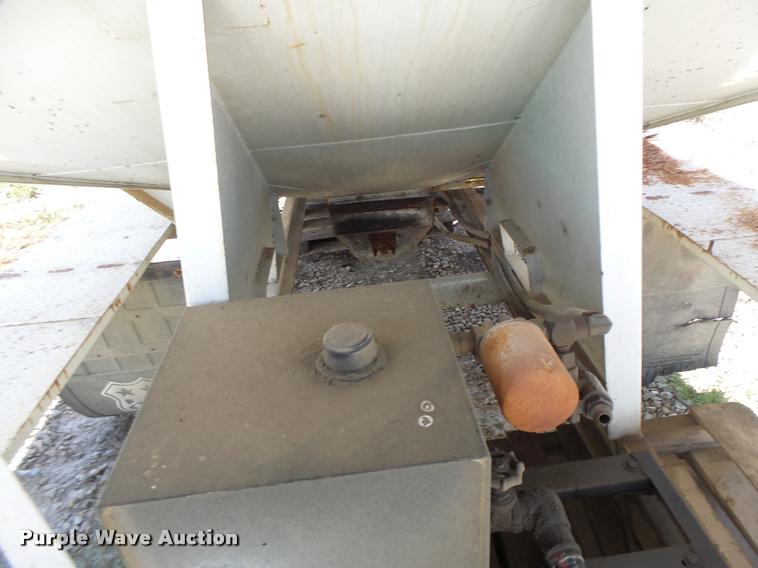 image for item DA3469 Willmar Roadrunner tender bed