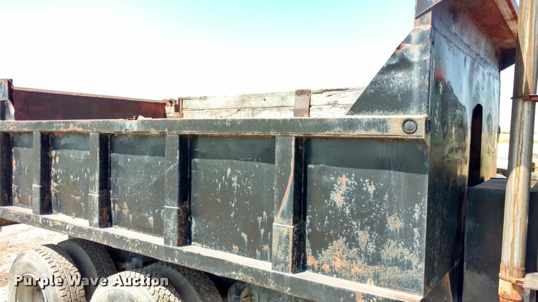 image for item DA5590 1978 Mack RS600L dump truck