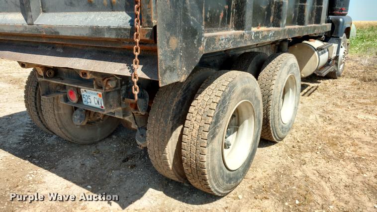 image for item DA5590 1978 Mack RS600L dump truck