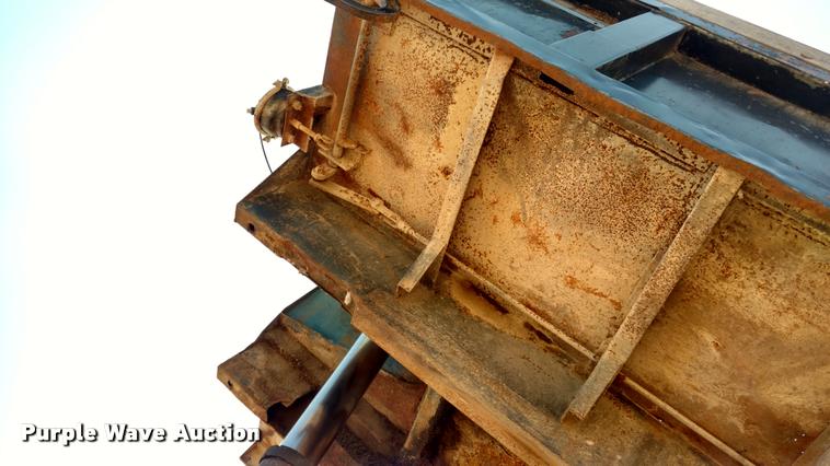 image for item DA5590 1978 Mack RS600L dump truck