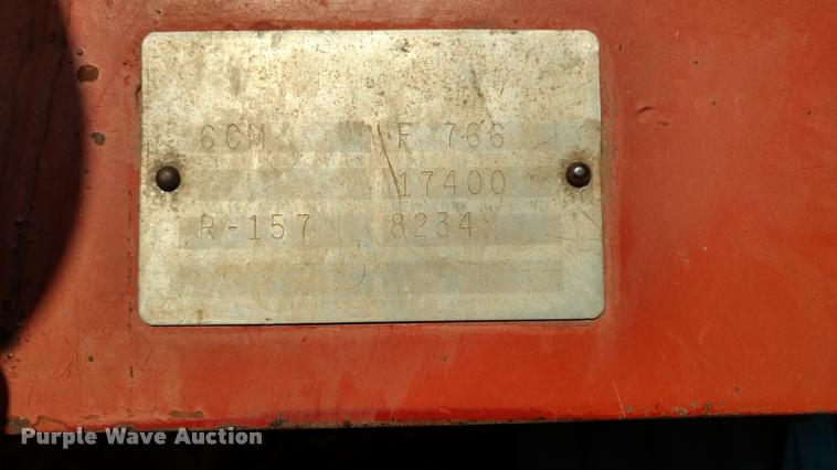 image for item DA5625 1973 International 766 tractor