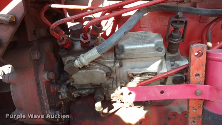 image for item DA5625 1973 International 766 tractor