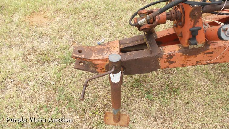 image for item DA7986 Hesston 5540 round baler