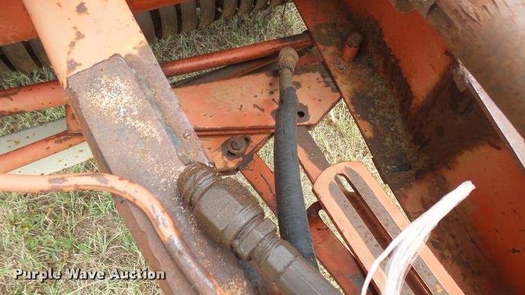 image for item DA7986 Hesston 5540 round baler