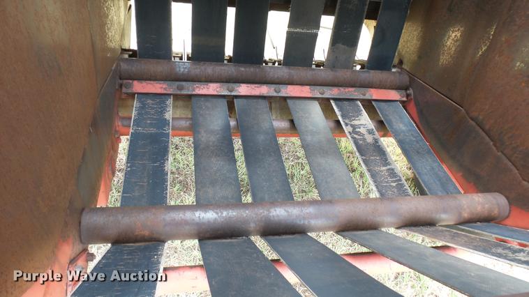 image for item DA7986 Hesston 5540 round baler