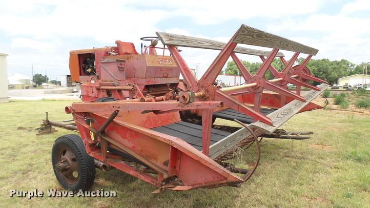 image for item DA7988 Versatile 400 swather