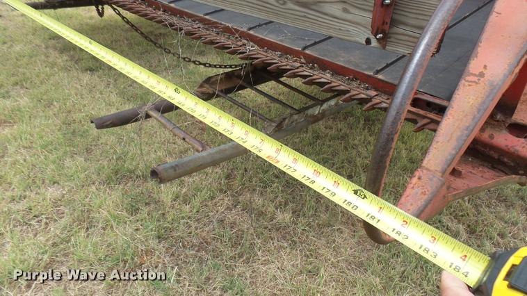 image for item DA7988 Versatile 400 swather