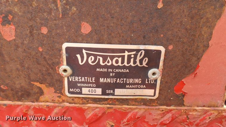 image for item DA7988 Versatile 400 swather