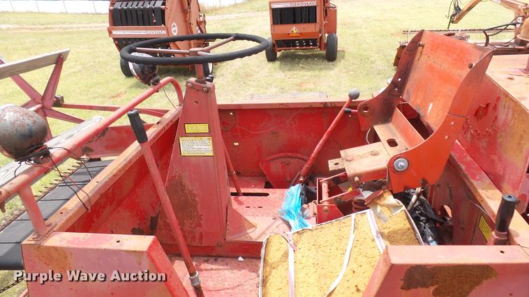image for item DA7988 Versatile 400 swather