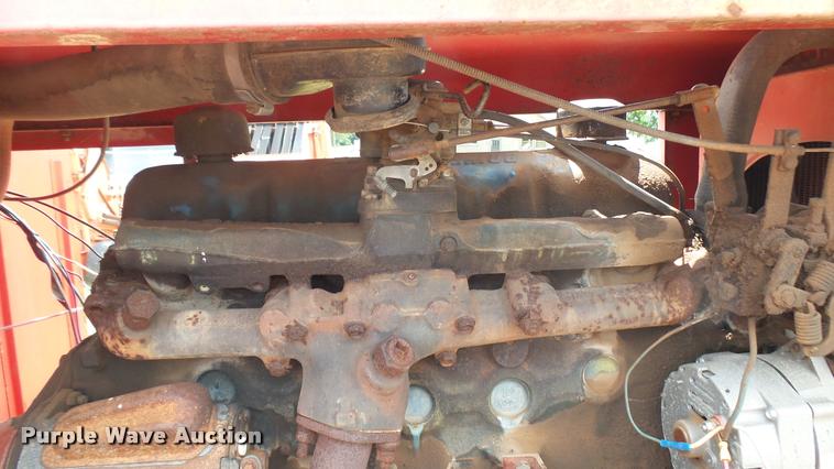 image for item DA7988 Versatile 400 swather