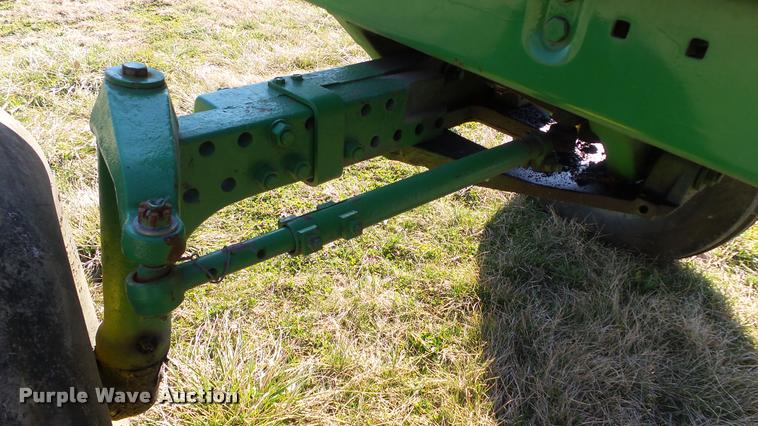 image for item DB0642 1975 John Deere 4430 tractor