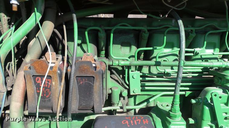 image for item DB0642 1975 John Deere 4430 tractor