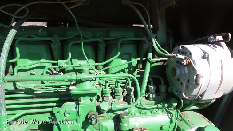 image for item DB0642 1975 John Deere 4430 tractor