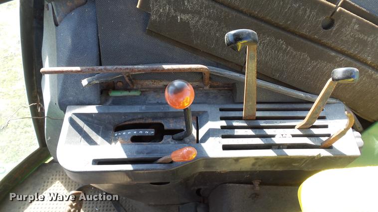 image for item DB0642 1975 John Deere 4430 tractor