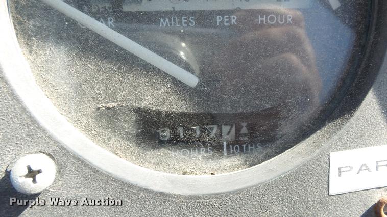 image for item DB0642 1975 John Deere 4430 tractor