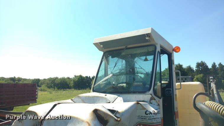 image for item DB0986 SpraCoupe 220 self-propelled sprayer