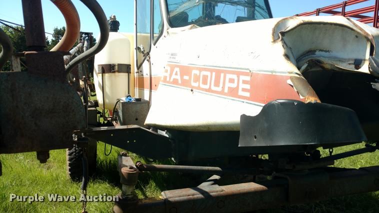 image for item DB0986 SpraCoupe 220 self-propelled sprayer