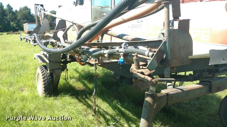 image for item DB0986 SpraCoupe 220 self-propelled sprayer