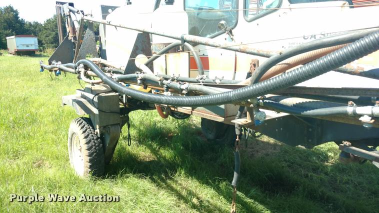 image for item DB0986 SpraCoupe 220 self-propelled sprayer