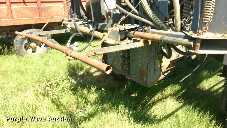 image for item DB0986 SpraCoupe 220 self-propelled sprayer