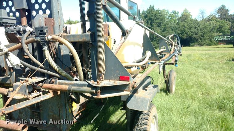 image for item DB0986 SpraCoupe 220 self-propelled sprayer