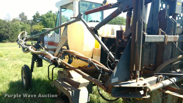 image for item DB0986 SpraCoupe 220 self-propelled sprayer