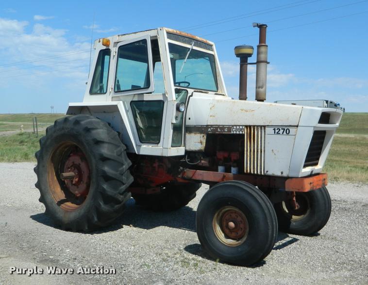 image for item DB1060 1974 Case 1270 tractor