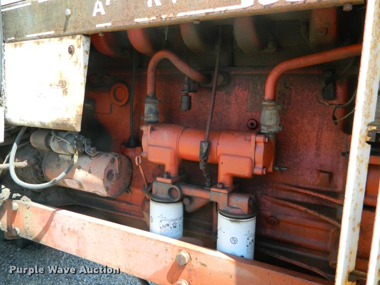 image for item DB1060 1974 Case 1270 tractor