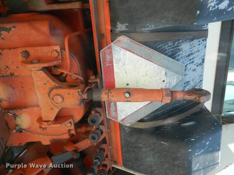 image for item DB1060 1974 Case 1270 tractor