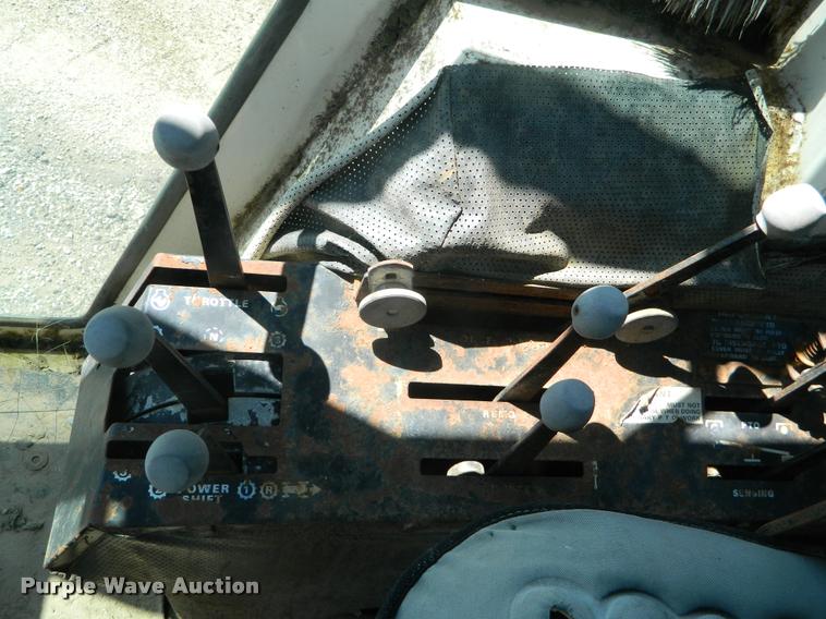 image for item DB1060 1974 Case 1270 tractor