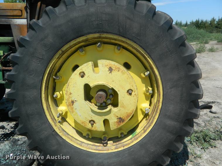 image for item DB1089 1975 John Deere 4430 tractor