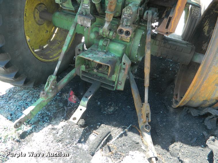 image for item DB1089 1975 John Deere 4430 tractor