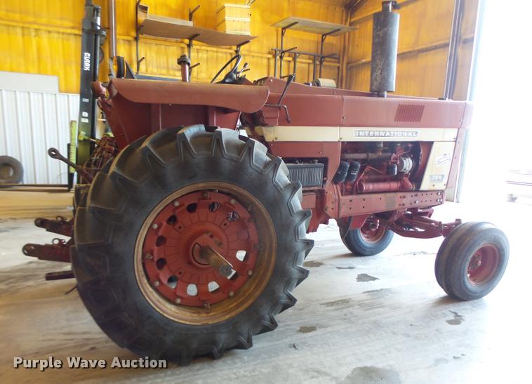 image for item DB1359 International 766 tractor