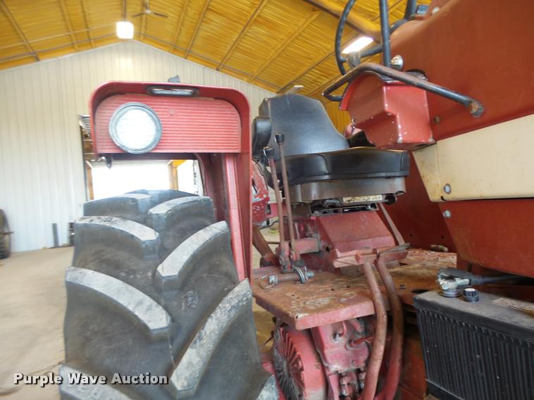 image for item DB1359 International 766 tractor